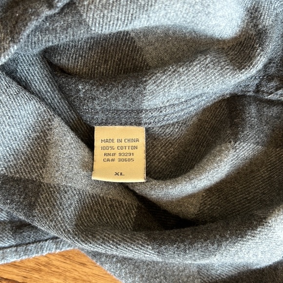 True Grit Gray Plaid Flannel Button Down XL - Picture 7 of 11